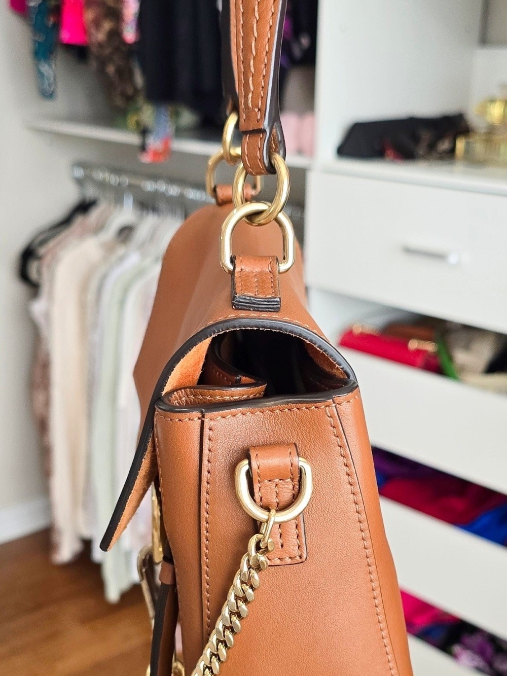 Chloé Faye Small Leather Shoulder Bag in Tan - Picture 8 of 12